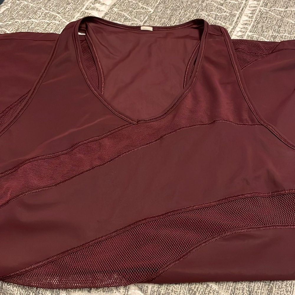 Lululemon tank top